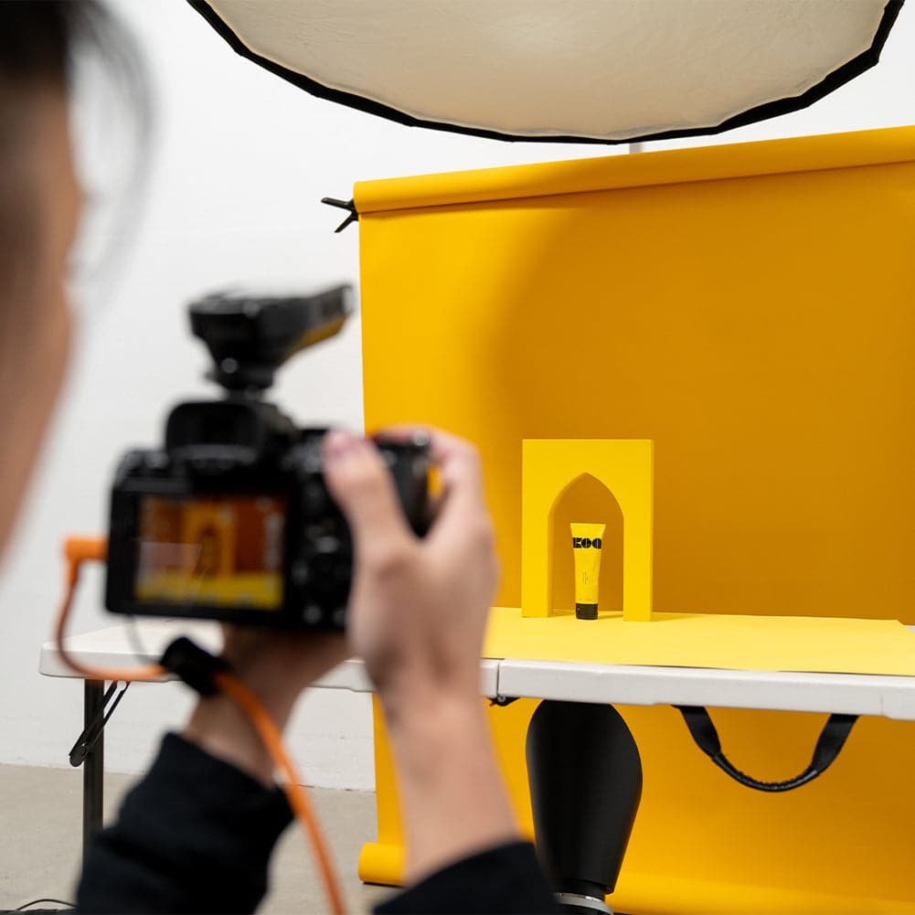 Paper Roll Paper Roll Photography Studio Backdrop Half Width (1.36 x 10M) - Lemon Zest Yellow