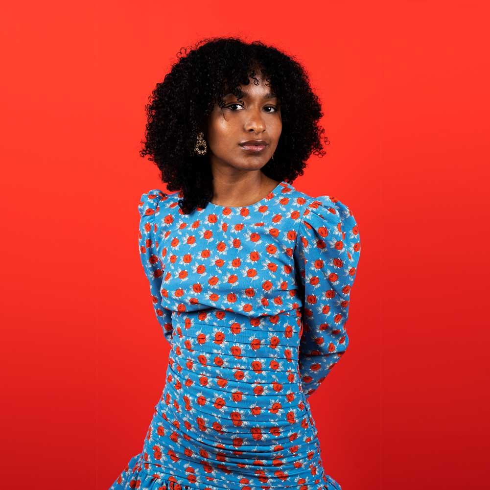 Paper Roll Paper Roll Photography Studio Backdrop Half Width (1.36 x 10M) - Tequila Sunrise Red